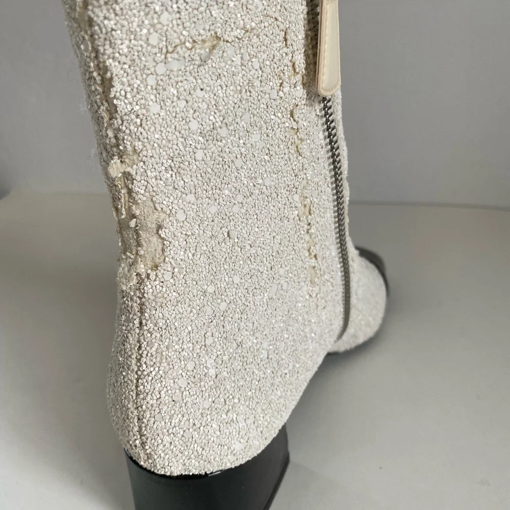 SOLD☄️ON TRADESY DEFECTIVE CHANEL RUNWAY ‘ASTRONAUT’ COLLECTION BOOT - Picture 14 of 15